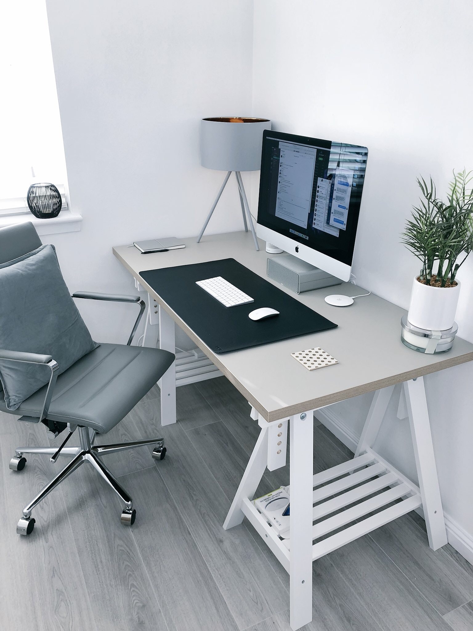 clean and neat work station
